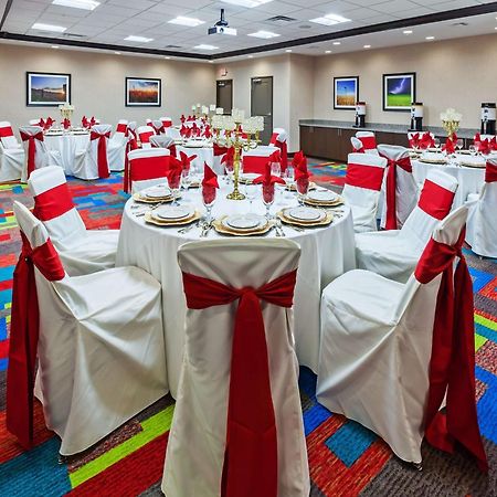 Hampton Inn & Suites Claremore Экстерьер фото