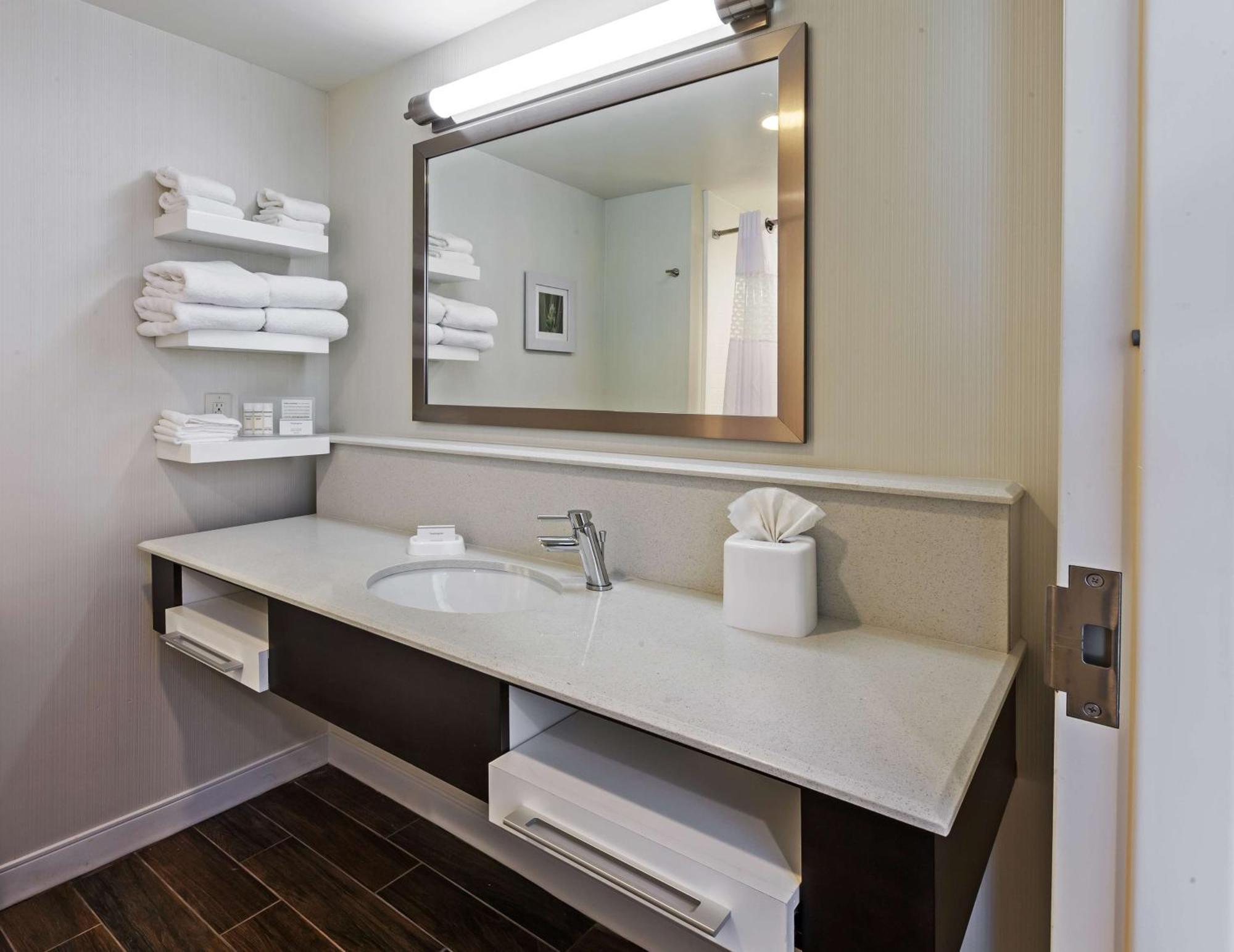 Hampton Inn & Suites Claremore Экстерьер фото